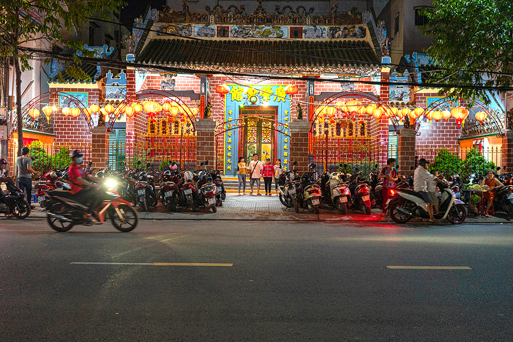 Chùa Ông Cần Thơ – Tâm Linh Linh Thiêng Giữa Lòng Đồng Bằng Sông Cửu Long