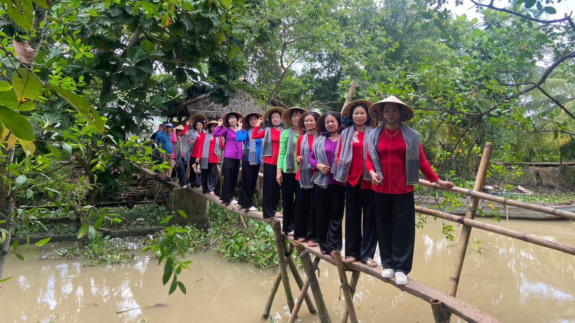 Khám Phá Tour Du Lịch Cồn Sơn Cần Thơ - Trải Nghiệm Ẩm Thực Đặc Sản Miền Tây