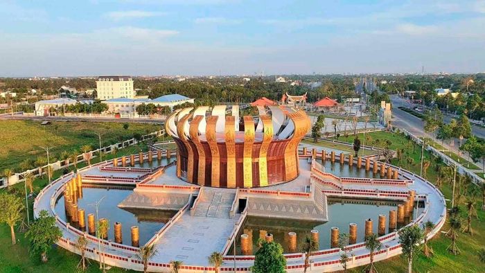 Khám phá vẻ đẹp nổi tiếng ở Cần Thơ - Hành trình khám phá miền Tây sông nước