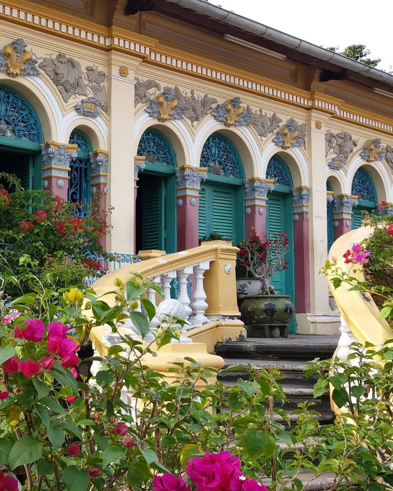 Khám Phá Vẻ Đẹp Truyền Thống của Nhà Cổ Bình Thủy Cần Thơ - Hành Trình Thư Giãn Giữa Vùng Đất miền Tây Thanh Bình